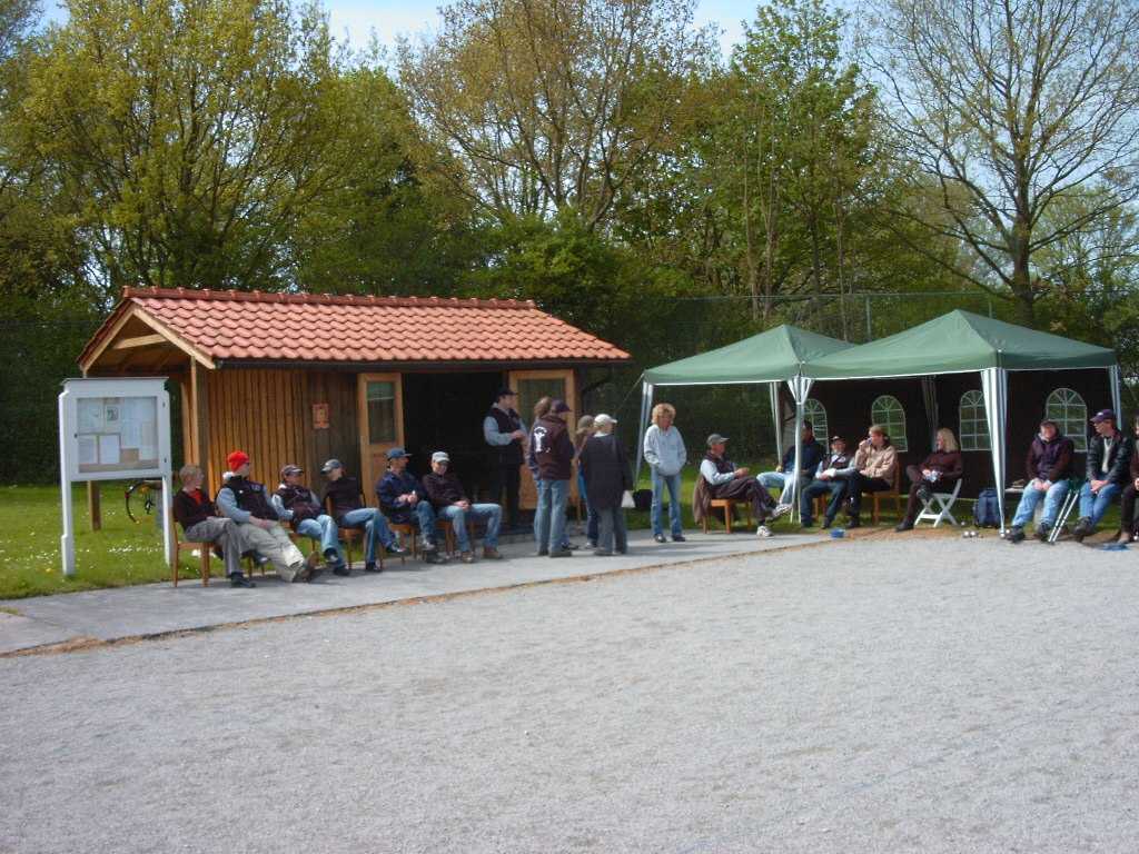 Boulodrom, Htte, Pavillon und Teilnehmer der internen Vereinsmeisterschaft 2005