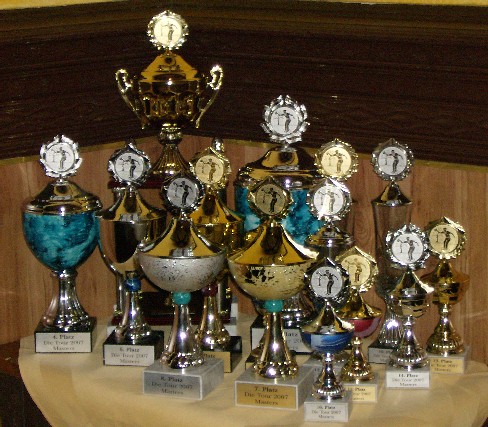 Die Pokale fr die Mastersteilnehmer 2007