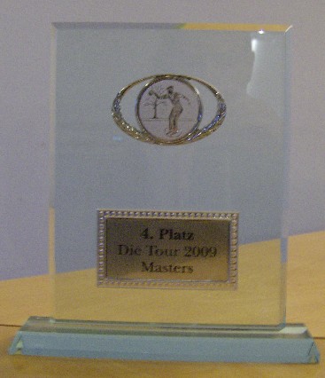 Der Pokal fr Platz 4 beim Masters 2009