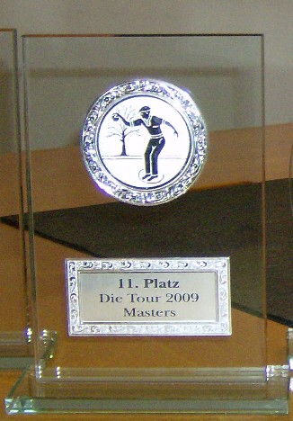Der Pokal fr Platz 11 beim Masters 2009